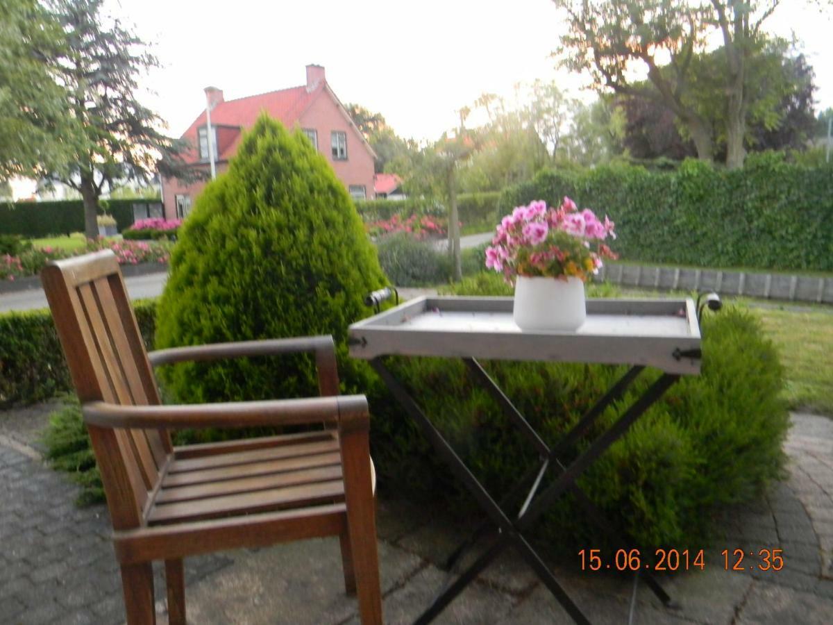 Njoy-Uithof Bed and Breakfast La Haya Exterior foto